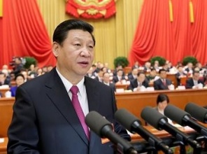 坚持党的政治领导是我们从胜利走向胜利的根本保证