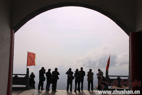 女娲山成竹山旅游亮点(图)