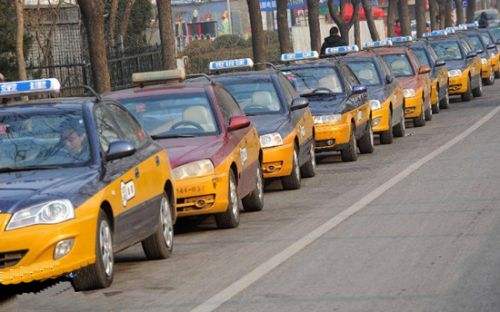 春节出租车规范运营受称赞
