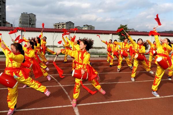 宝丰镇：新时代文明实践工作成效显著