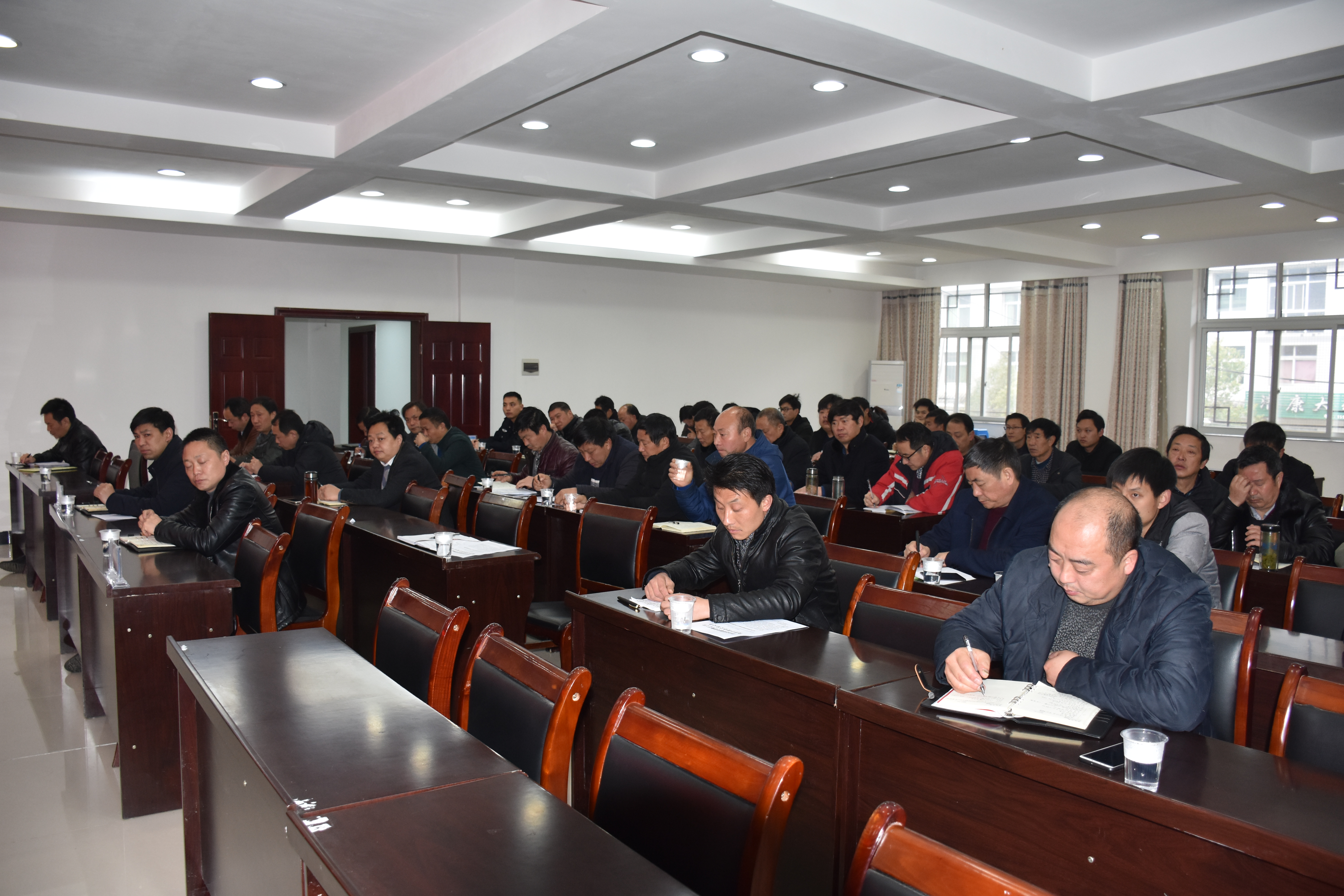 柳林乡：“五个强化、五个确保”开启年度政法综治工作