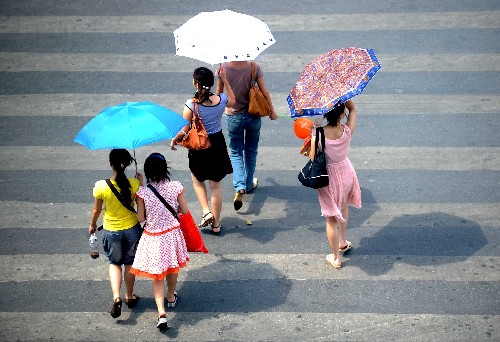 晴热天气唱主角 未来三天十堰最高气温将达36℃