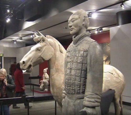 中国兵马俑在美国展出时拇指被盗 中方要求严惩肇事者