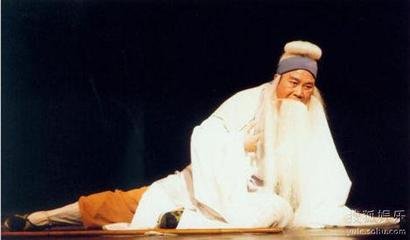 为老百姓唱戏，幸福