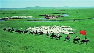 做新时代“红色文艺轻骑兵”——代表委员谈文艺为民