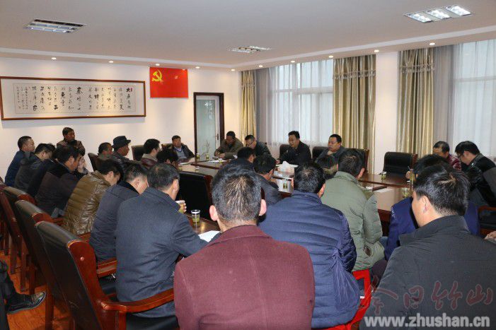 竹坪乡全力确保群众住进暖心房