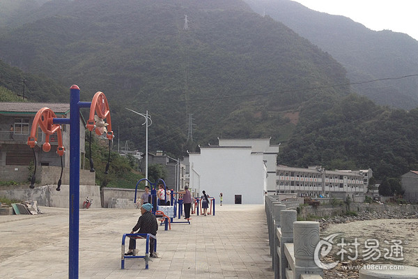 柳林乡：道德模范照亮精神天空