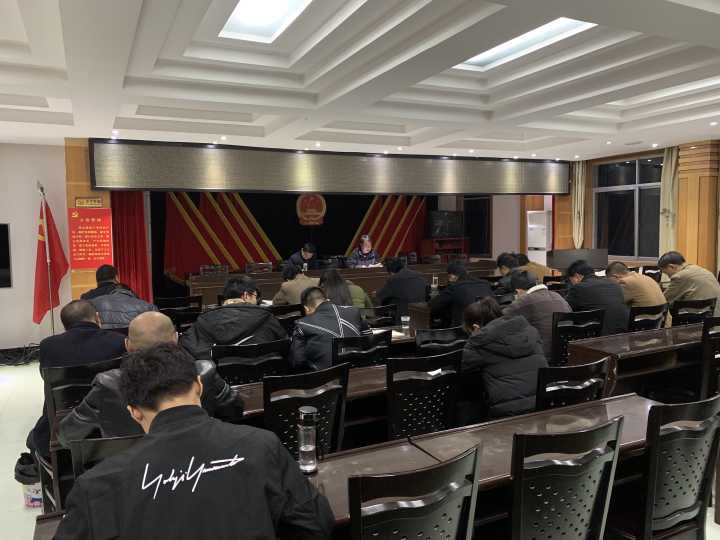 官渡镇：组织生活会“辣味”十足