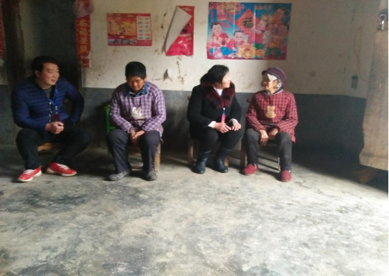 柳林乡：聚力脱贫攻坚人大代表在行动