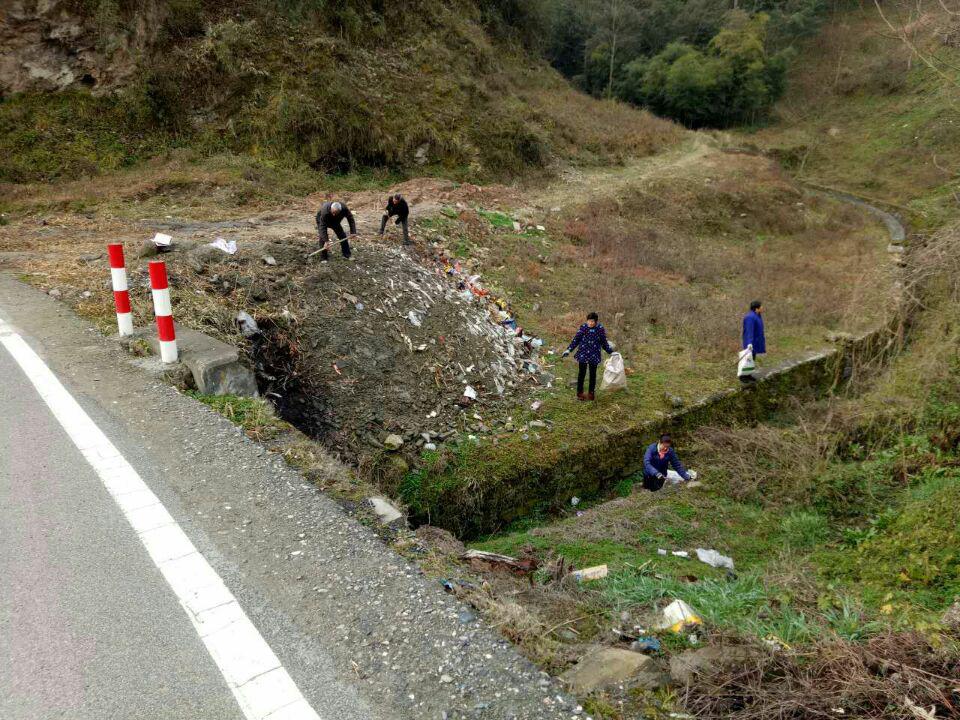 文峰乡：推进垃圾治理共建美丽家园
