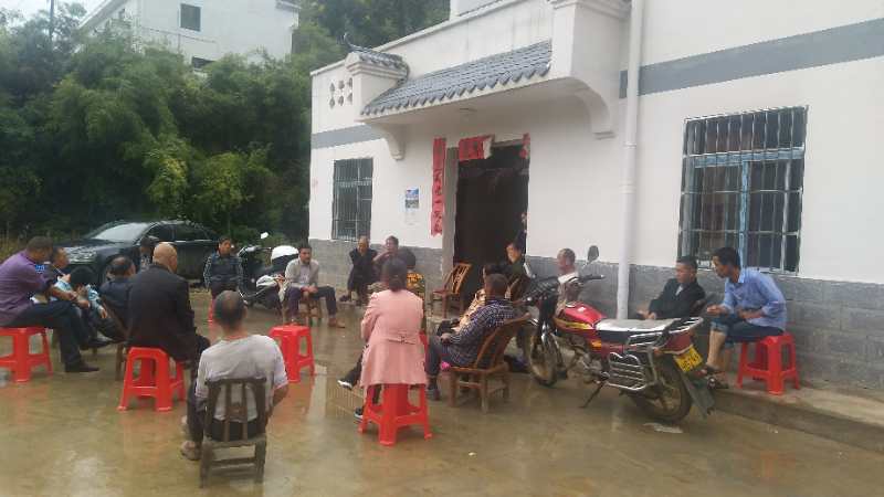 官渡镇多措并举助推秸秆禁烧