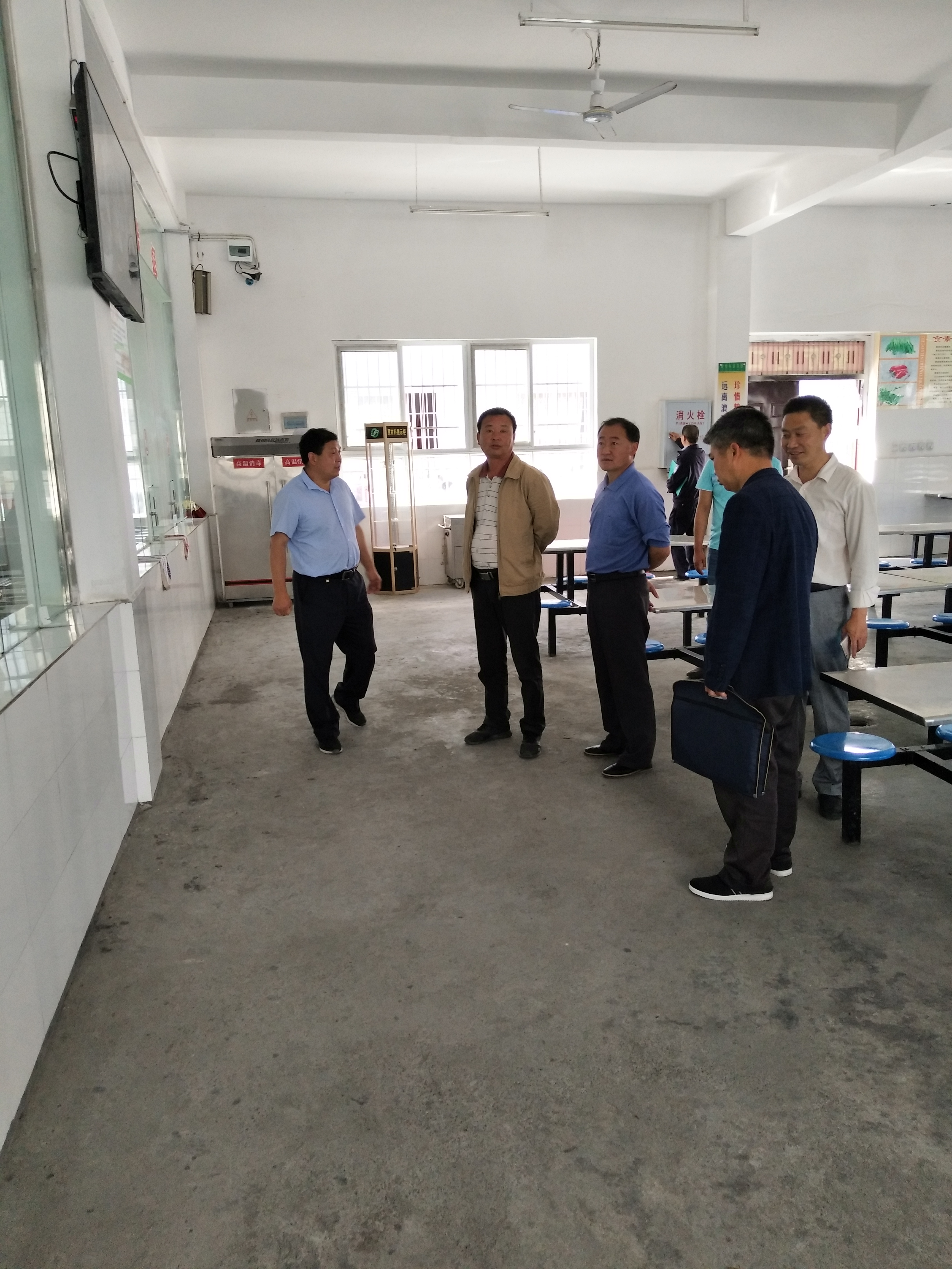 竹坪食药监所开展校园食品安全专项检查