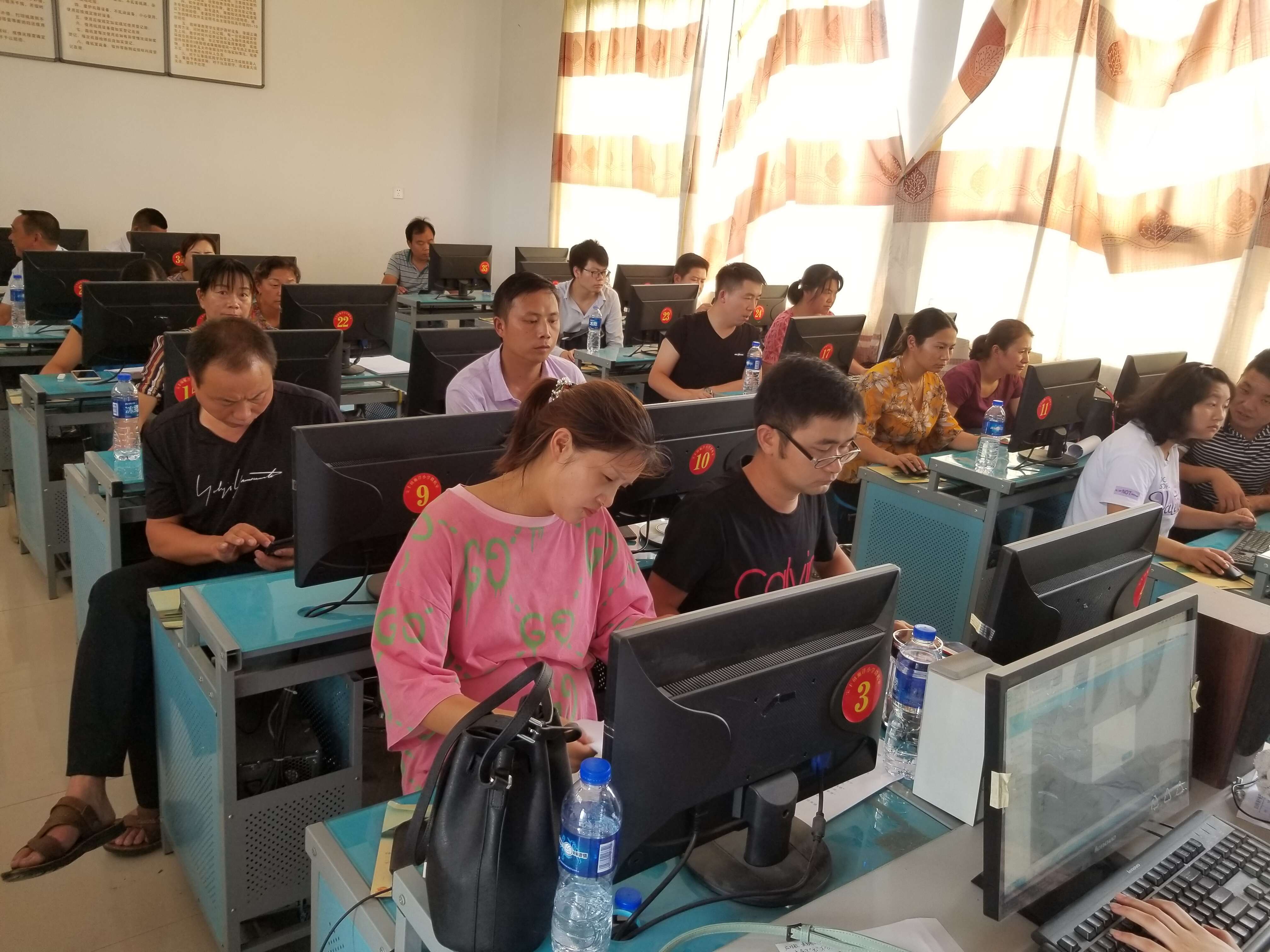 宝丰财政所：举行“清产核资”集体培训