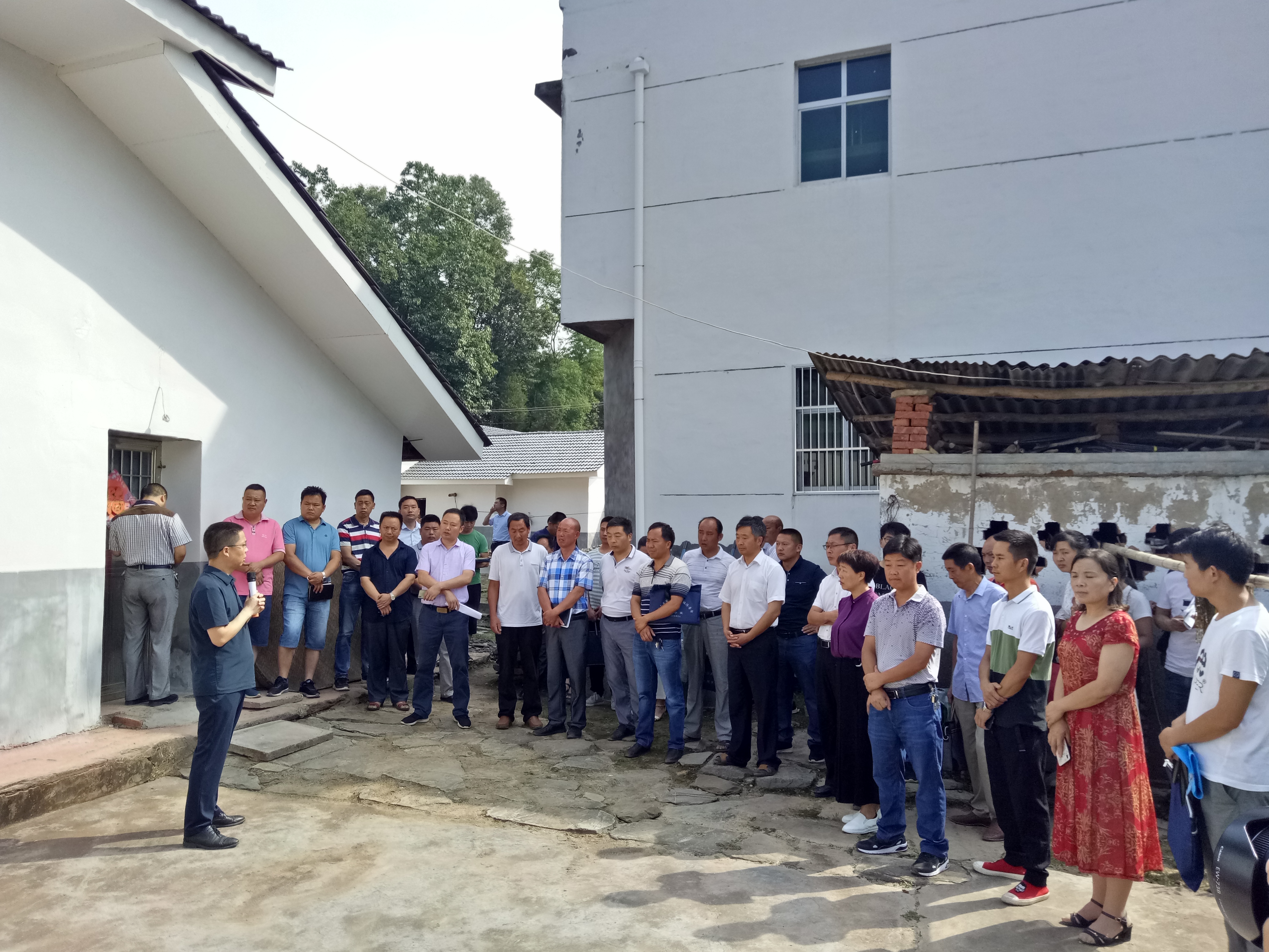 麻家渡镇：片区比武促整改 脱贫质效大提升