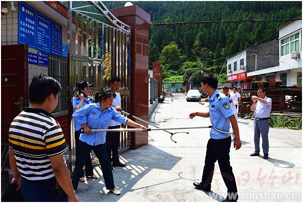 大庙乡：排查校园安全隐患 确保学生顺利入学