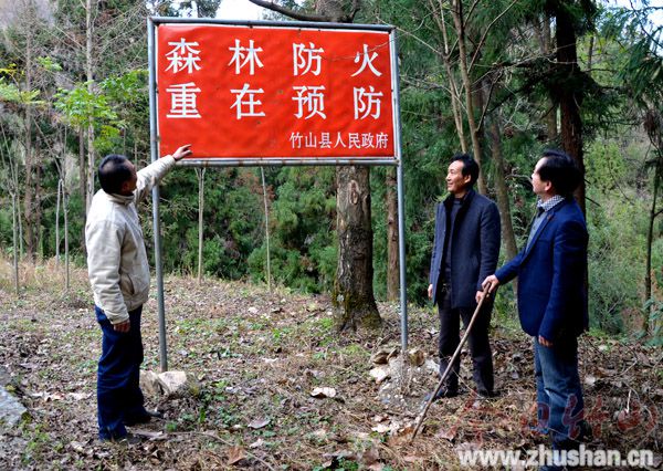 白玉垭林场多举措抓好冬季森林防火