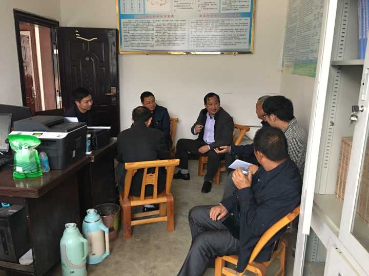 官渡镇：充分发挥监督职能　打好“脱贫攻坚”战