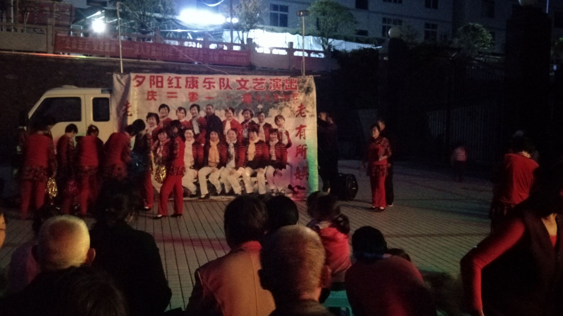 官渡镇:大爱夕阳红 共度重阳节