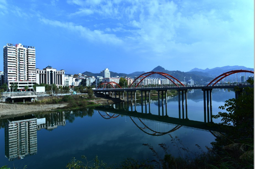 堵河三桥悄然通车