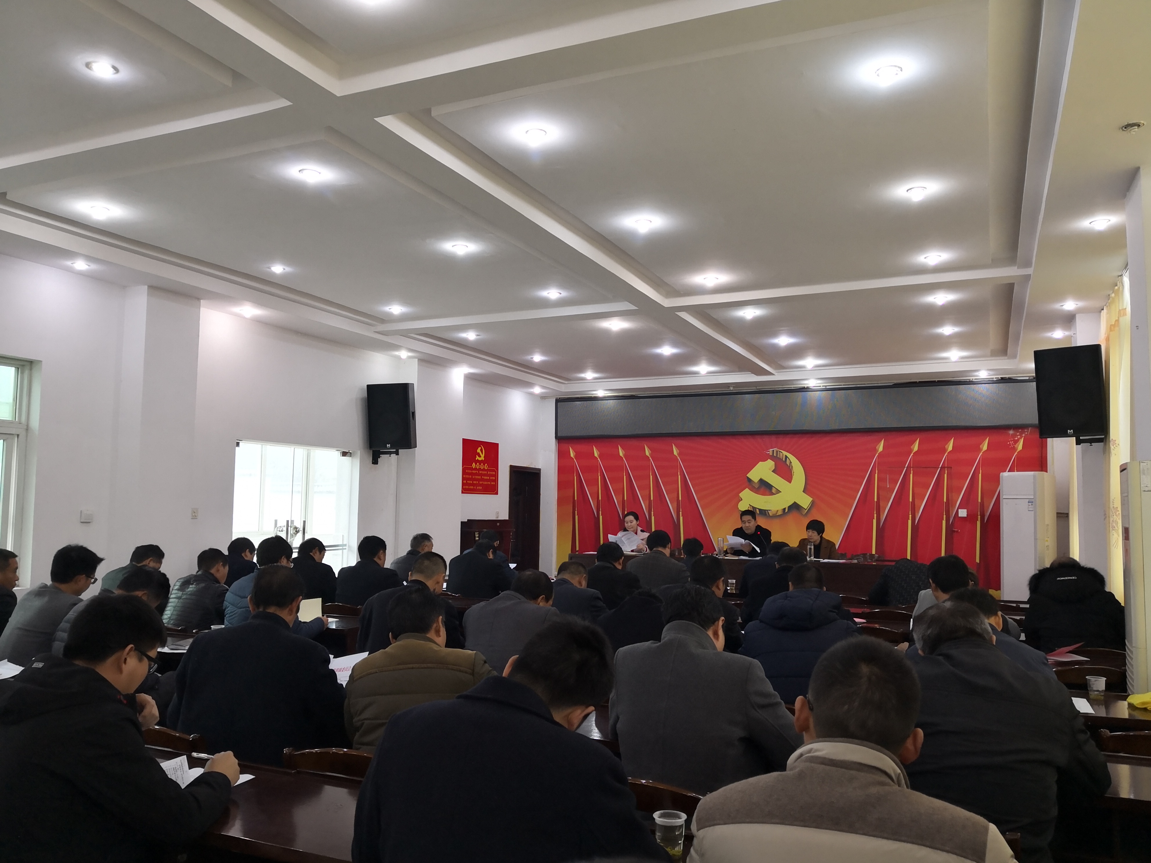 擂鼓镇：开好培训会 选好领路人