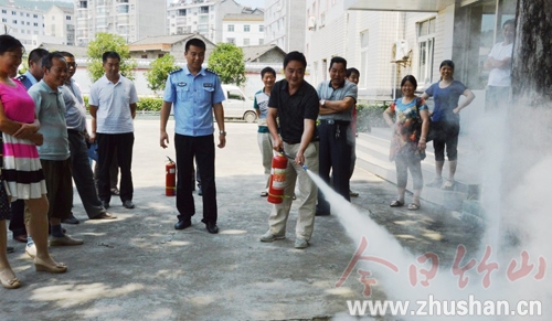 秦古鎮(zhèn)：認(rèn)真落實“四大安全”專項整治和嚴(yán)打行動