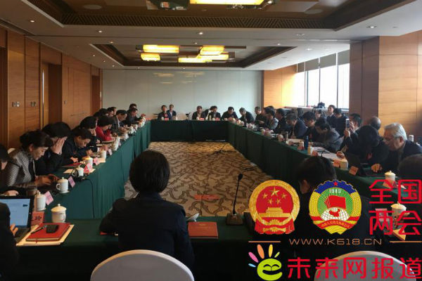 教育部基础教育一司副司长谈课后三点半：系列“组合拳”帮孩子减负