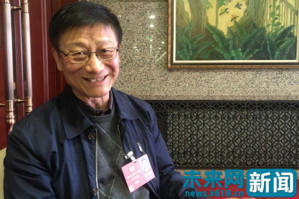 李晓明委员谈机器人与状元比拼高考:没有必要 技术可干别的事