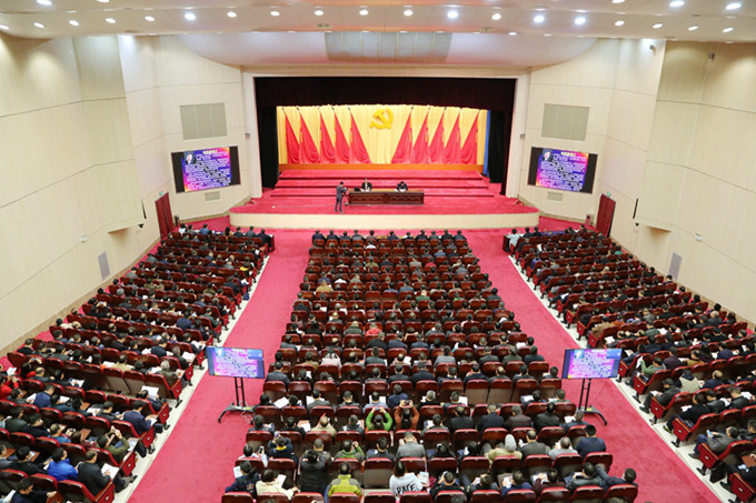 省委宣讲团在十堰宣讲党的十九大精神