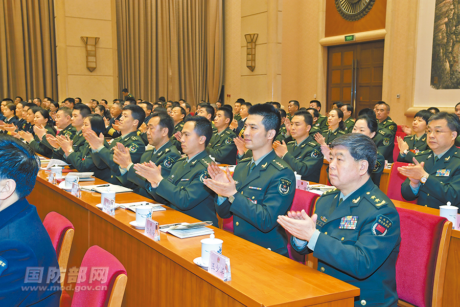 习近平：加快推动军民融合深度发展