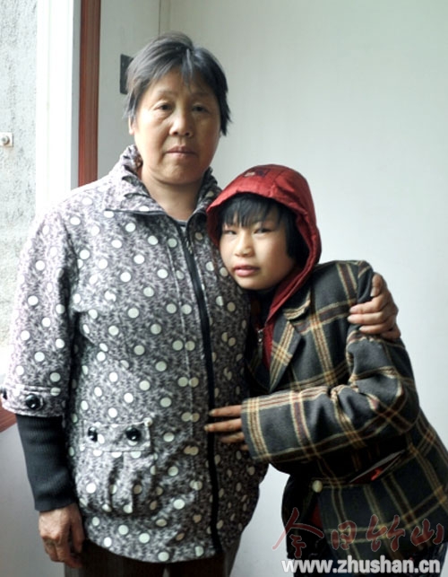 13岁少女患化脓性脑炎 盼好心人伸出援手救助