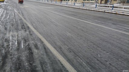 十堰市气象台1月30日16时29分发布道路结冰黄色预警