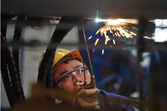 重磅！中央专门发文提高这个群体的待遇