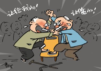 七旬老人打架互诉索赔　执行法官调解握手言和