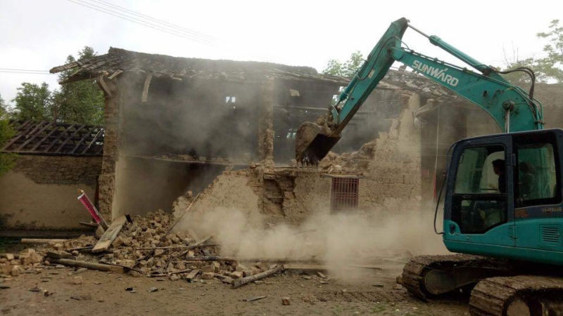 秦古镇稳步推进拆旧复垦工作