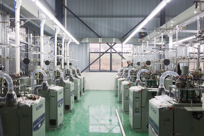 溢水镇：扶贫车间又添袜业新项目