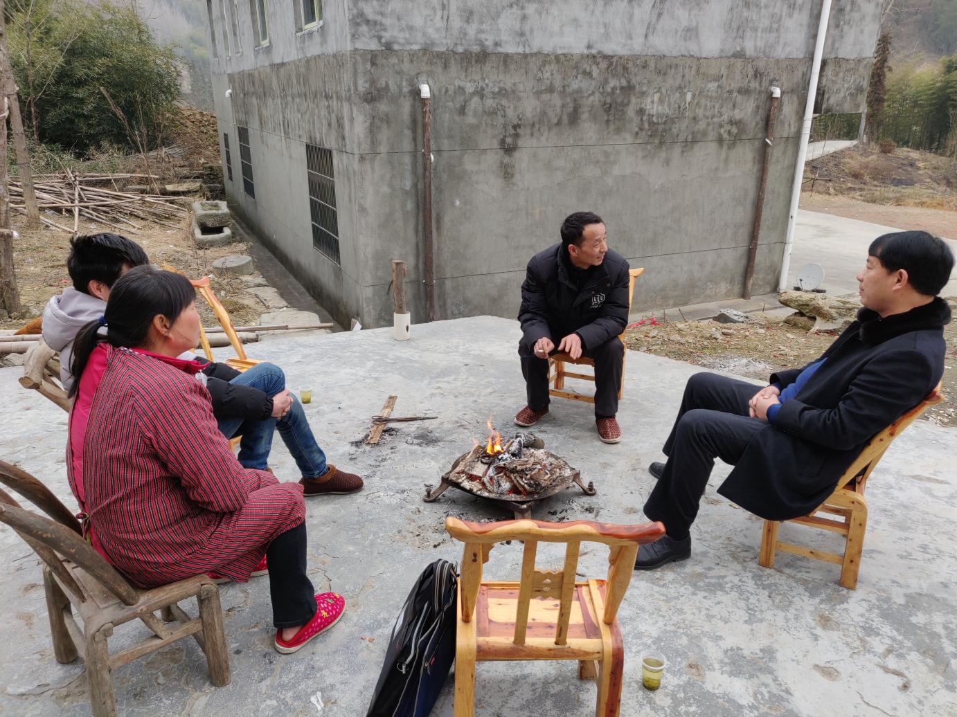 文峰乡：新春普访定规划