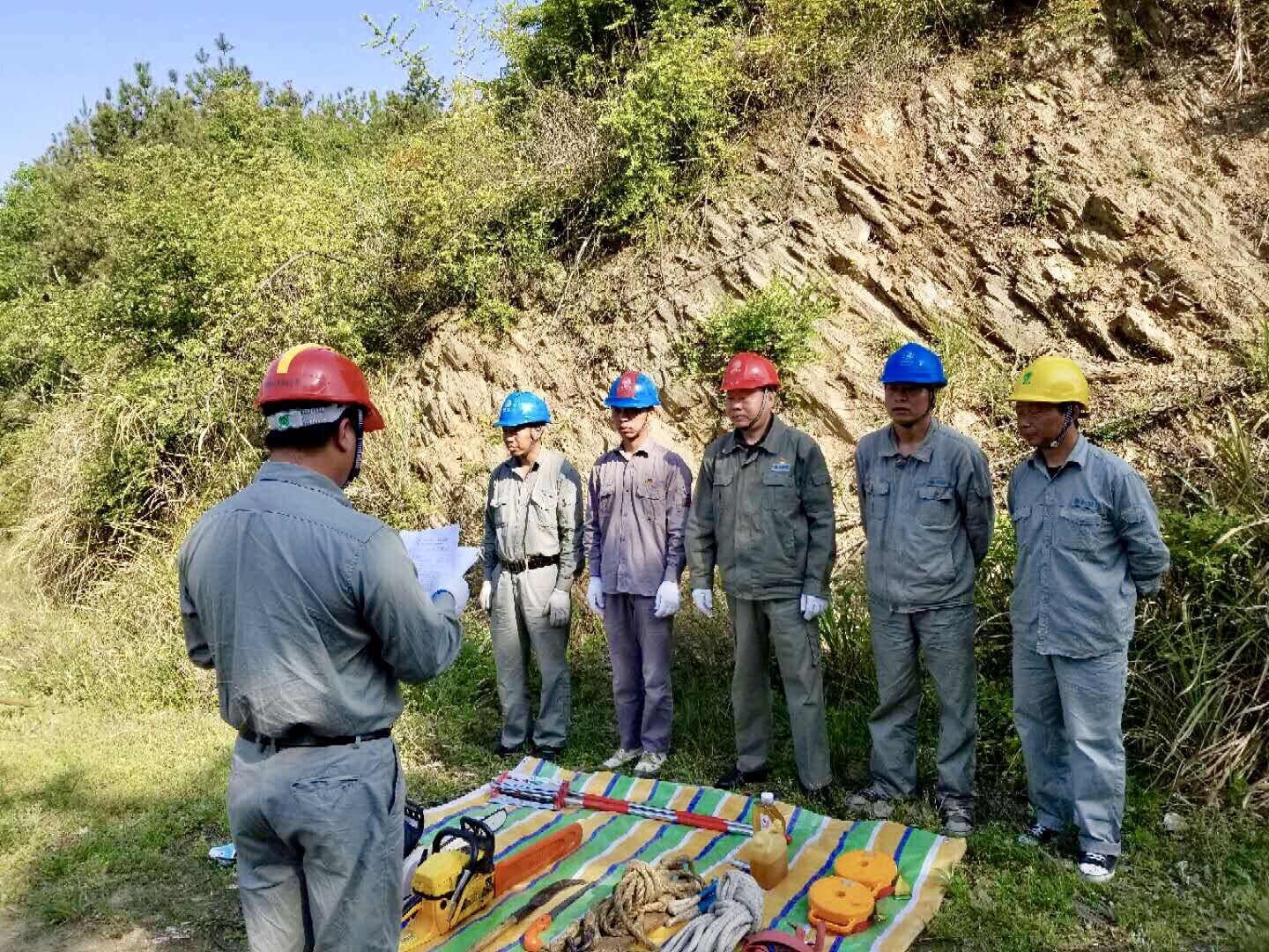 秦古镇：集中夜查保稳定 平安创建促和谐 