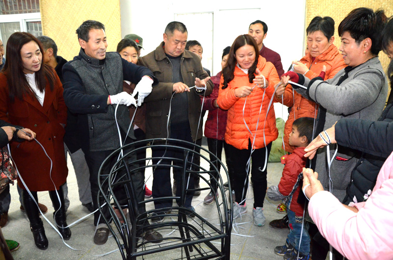 溢水镇：40多名村民学习竹藤编织共“织”脱贫新梦想