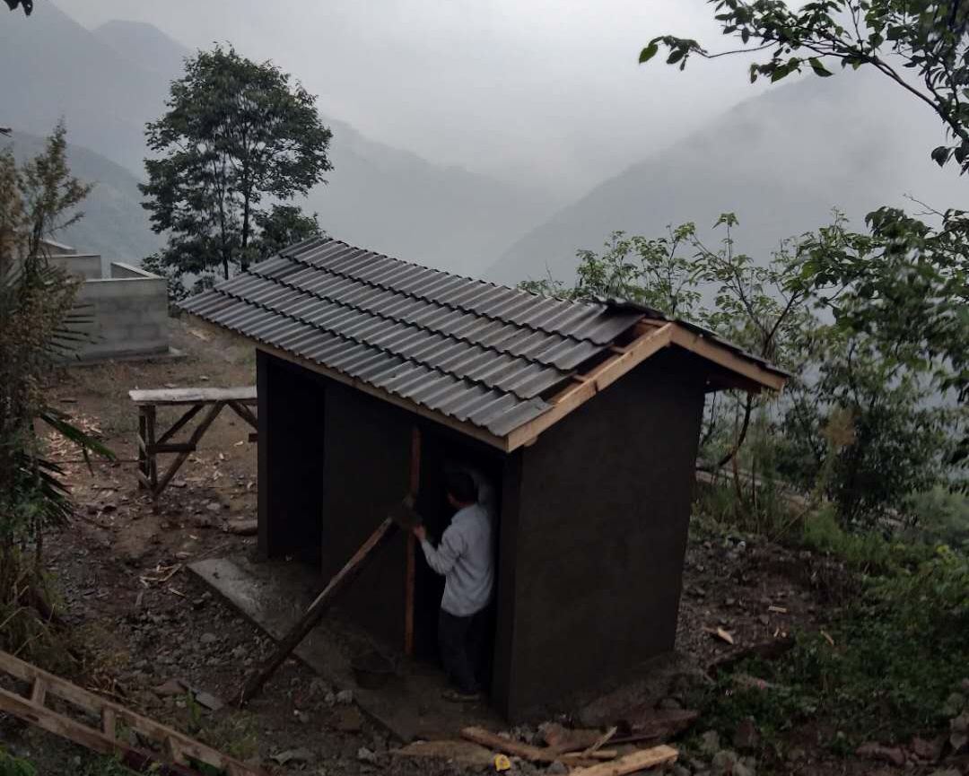 官渡镇：“123”助推厕所革命