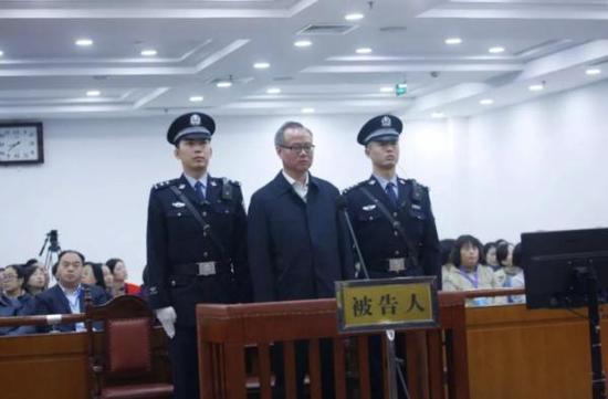 又一股神级副省长受审：内幕交易买2.7元亿获利3.5亿