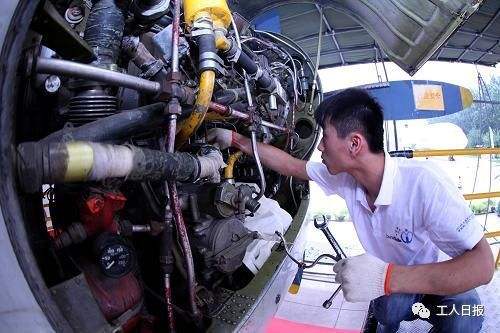 新华网评：激活大国工匠“一池春水”