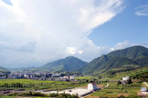 秦古镇扎实推进精准灭荒工作