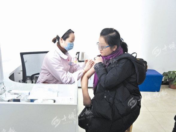 十堰开打四价宫颈癌疫苗 供不应求预约需趁早
