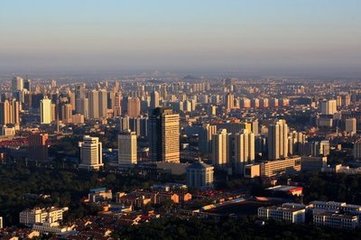 和著“五個一百”暖風，在新時代綻放最美芳華