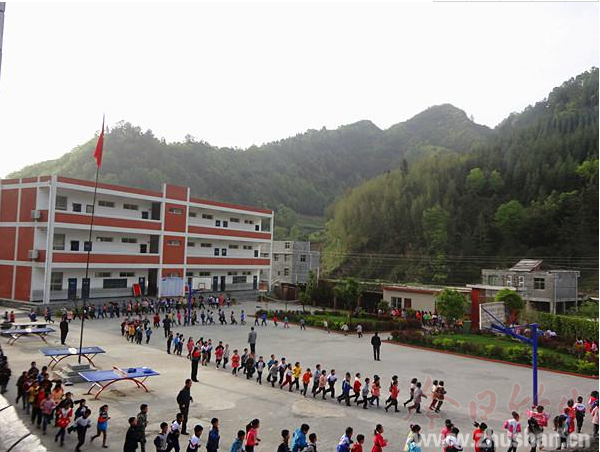 大庙乡：学校开学工作呈现多亮点