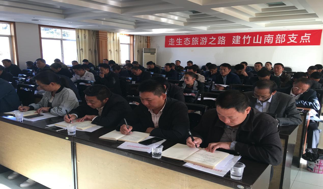 官渡镇：紧盯脱贫攻坚 选优配强村支两委