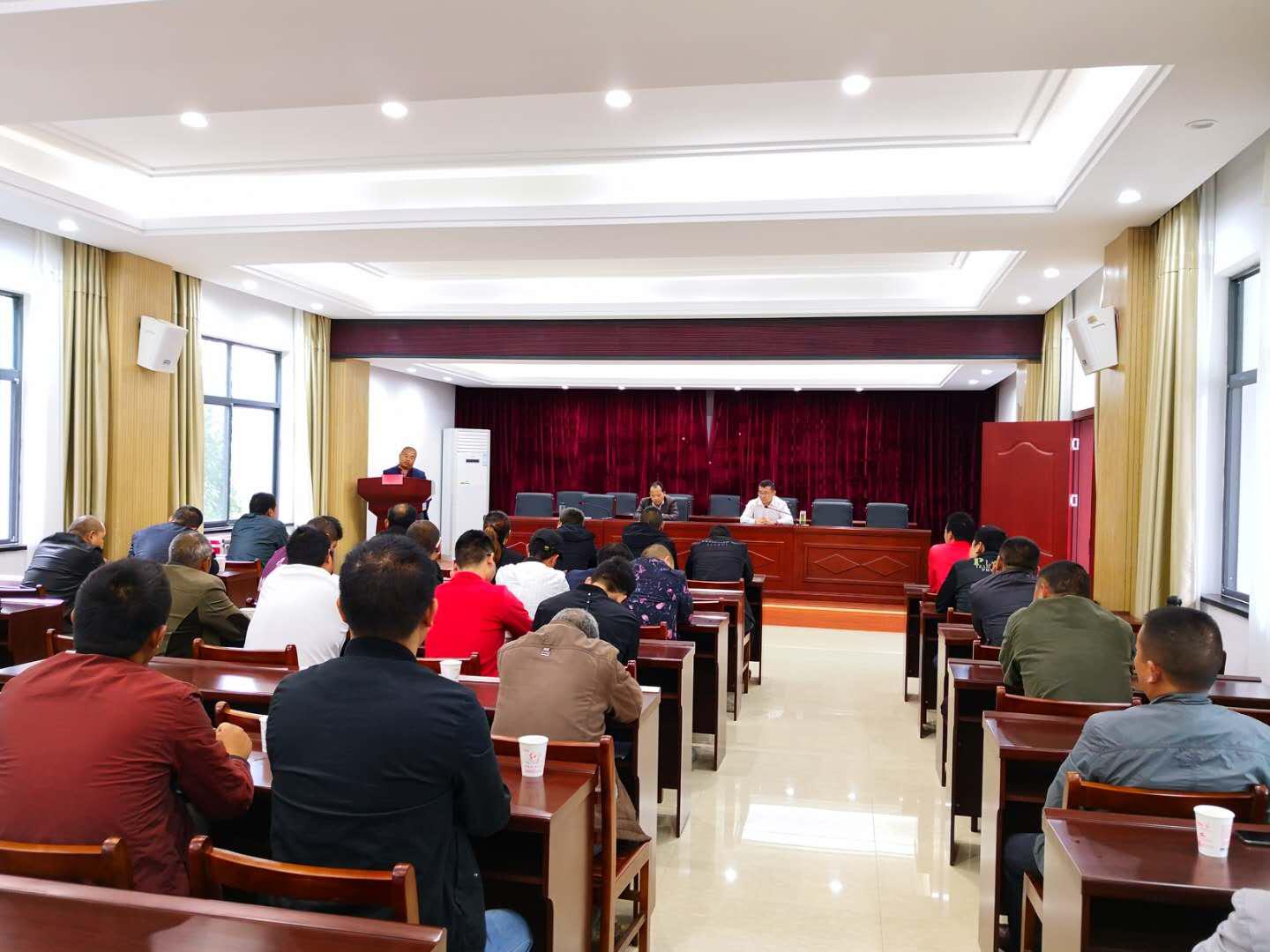 文峰乡：茶园建设牢牢守住安全“红线”