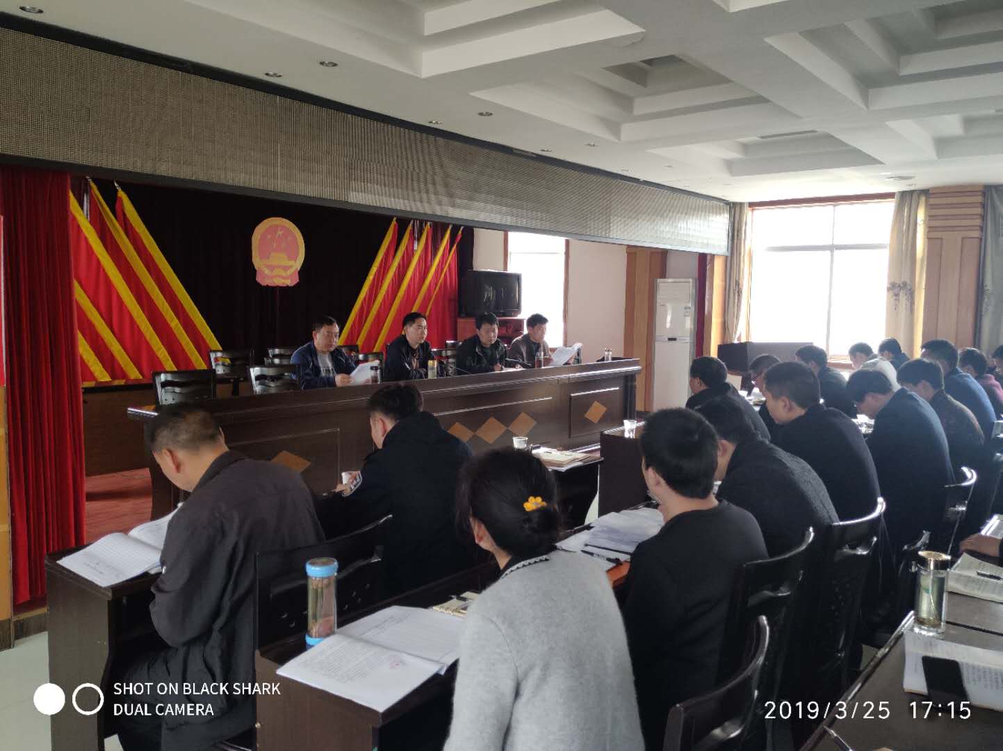 官渡镇：开展交叉检查助推脱贫攻坚