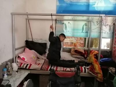 县残联：为残疾人量身定制“新家”