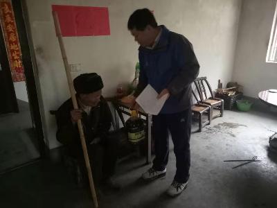 老人突发疾病  “亲戚”鼎力相助